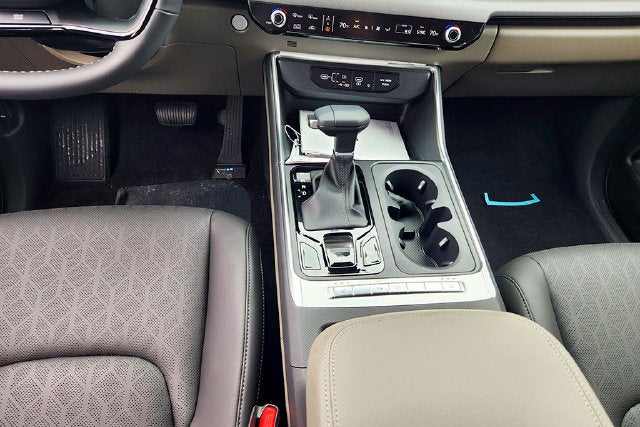2027 Kia Carnival EX