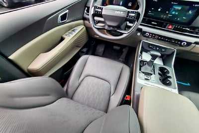 2027 Kia Carnival EX