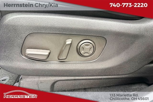 2025 Kia Carnival Hybrid EX