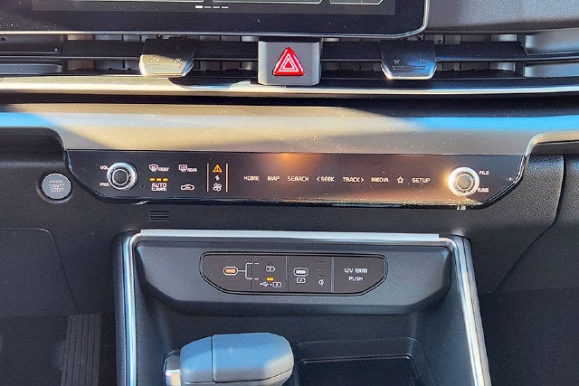 2027 Kia Carnival SX