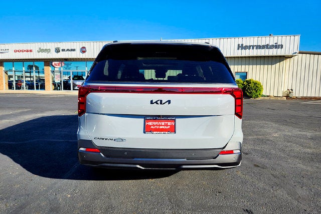 2027 Kia Carnival SX
