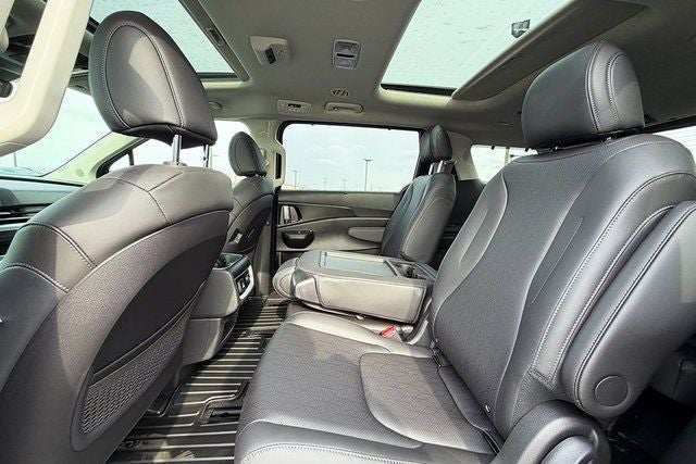 2026 Kia Carnival SX