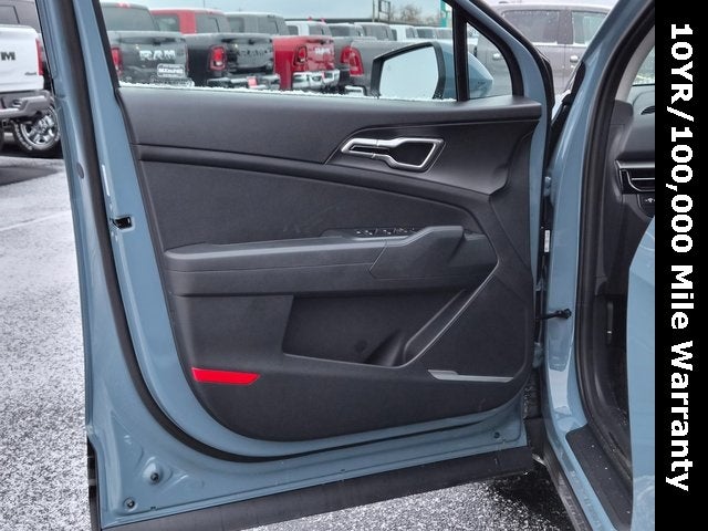 2026 Kia Sportage Hybrid S