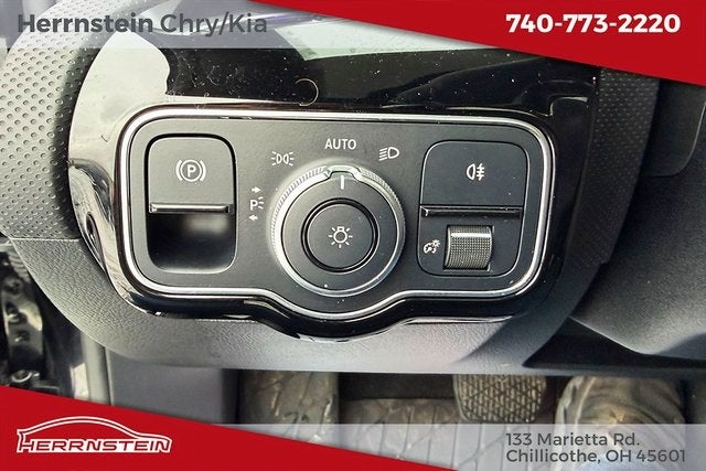 2022 Mercedes-Benz A-Class A 220