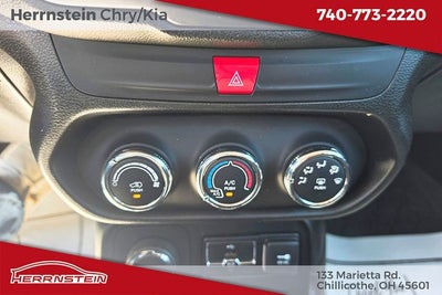 2017 Jeep Renegade Altitude