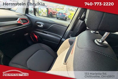 2023 Jeep Renegade Trailhawk