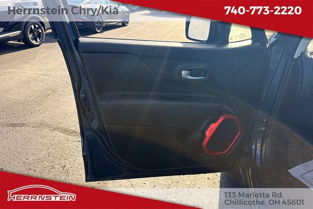 2023 Jeep Renegade Trailhawk
