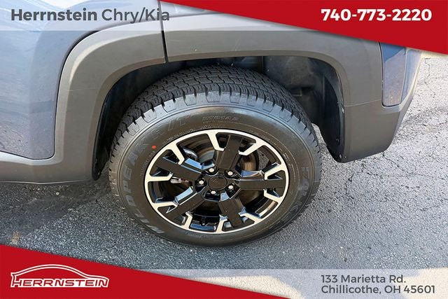 2023 Jeep Renegade Trailhawk