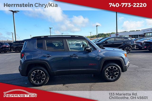 2023 Jeep Renegade Trailhawk