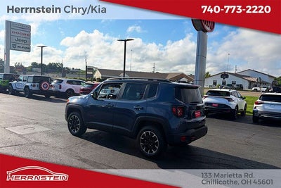 2023 Jeep Renegade Trailhawk